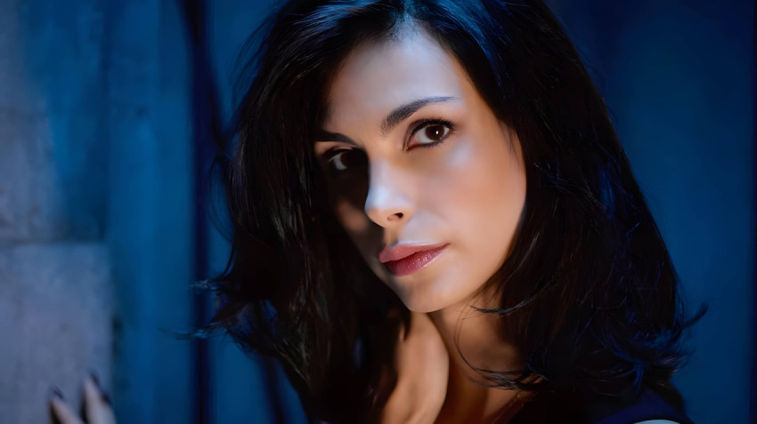 Free HD Morena Baccarin Wallpaper for Your Computer Screen