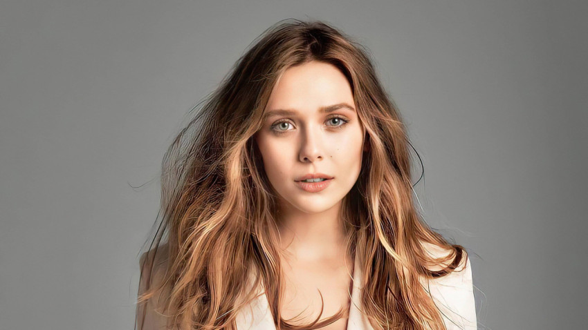 Elizabeth Olsen cute desktop wallpaper pack