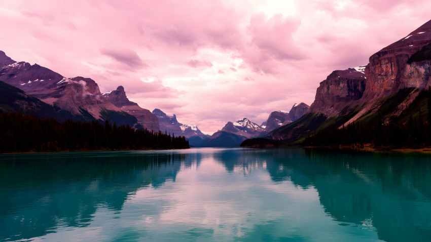High Resolution Scene Desktop Photo