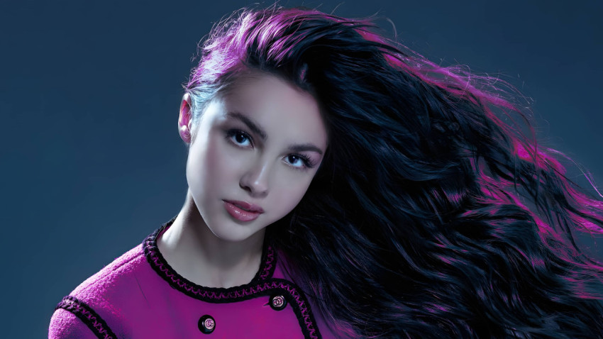 Olivia Rodrigo HD Desktop Picture