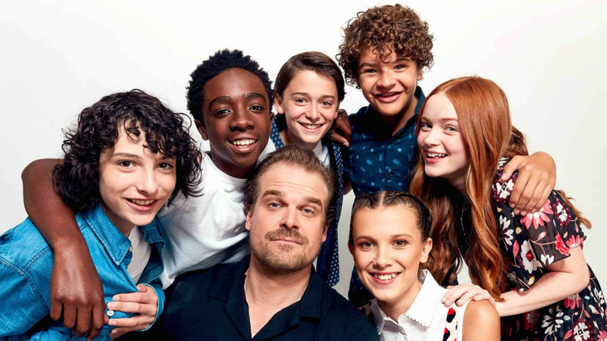 Stranger Things Family Photo 4K Your Desktop Screen