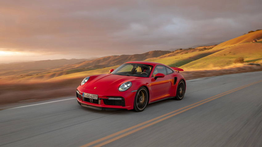 Speedy Porsche 911 HD Wallpaper for Your Computer Device