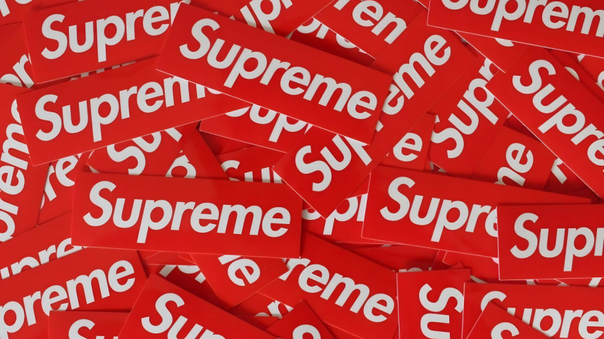 Supreme 4k Logo Wallpaper For Desktop