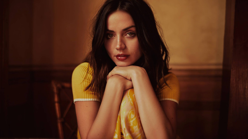 Download Stunning Ana de Armas Photo for Your Desktop