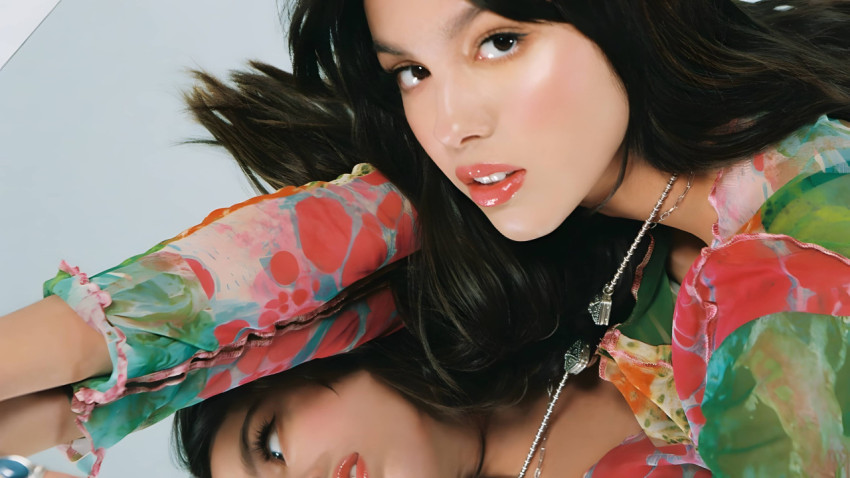 Olivia Rodrigo Close Up Ultra HD Desktop Photo