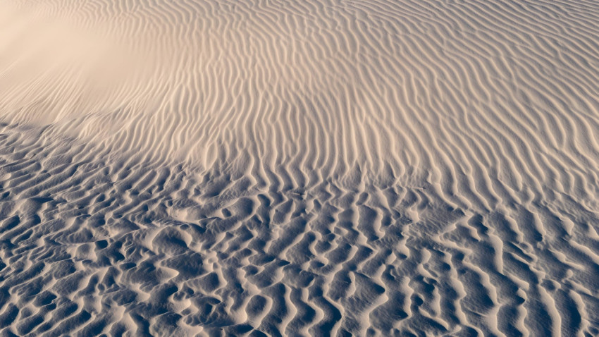 Desert Sun and Sand Dune for Computer Screen