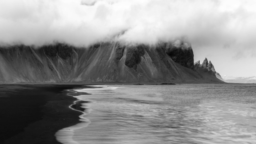 Ocean Wave Picture for Your Laptop or PC Screen