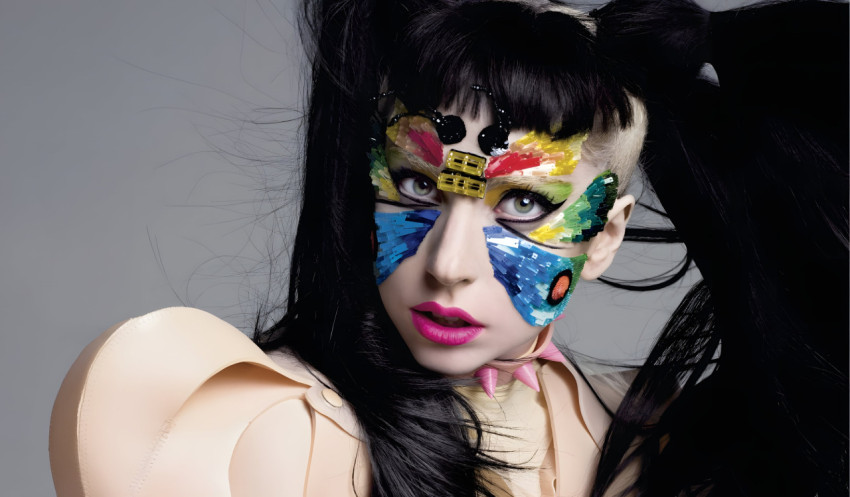 Chic Lady Gaga Desktop Picture