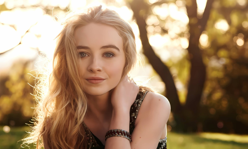Sabrina Carpenter Pop Star Image
