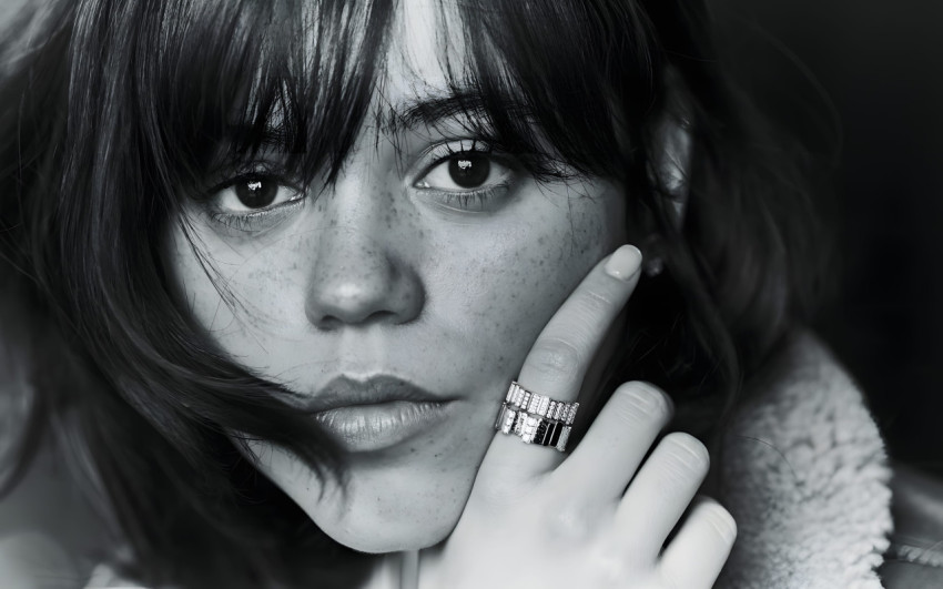 Jenna Ortega Desktop Picture in 4K