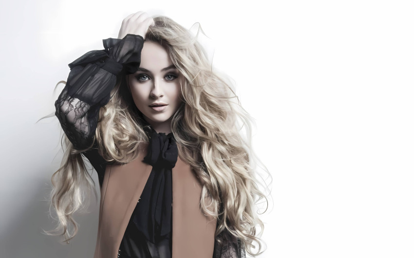 Sabrina Carpenter Trendy Desktop