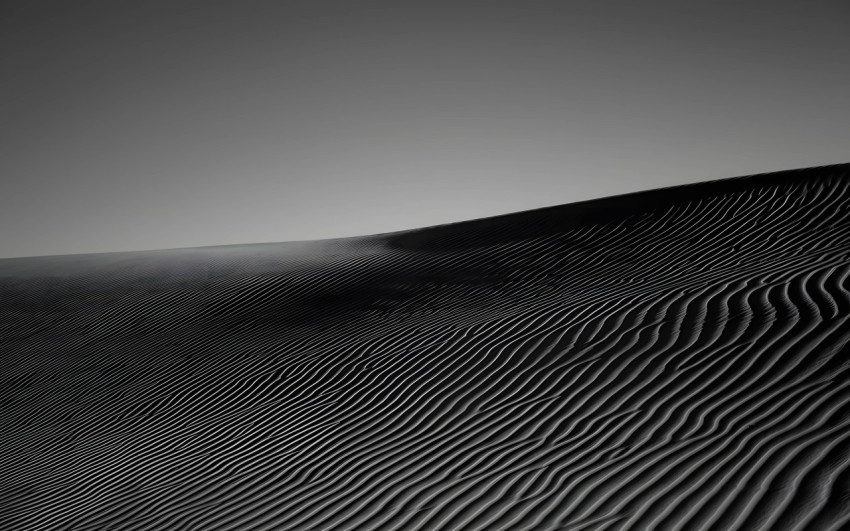 Mesmerizing Desert Scenery for PC Screen