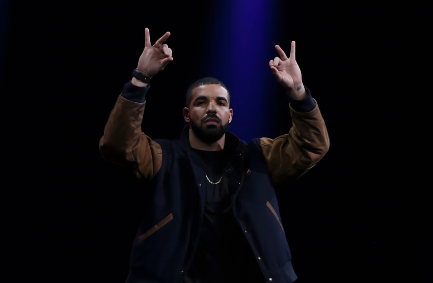 Top Drake 4K Wallpaper Idea for Fan