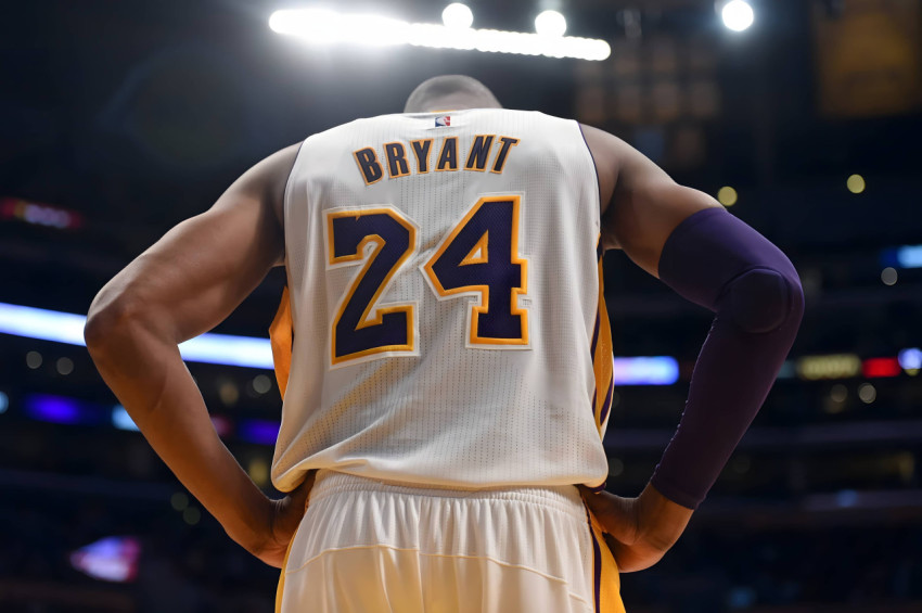 Kobe Bryant Wallpaper for Desktop Fans