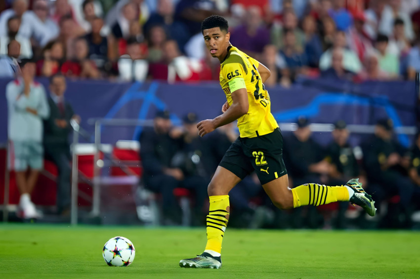 Jude Bellingham Intense Game Look