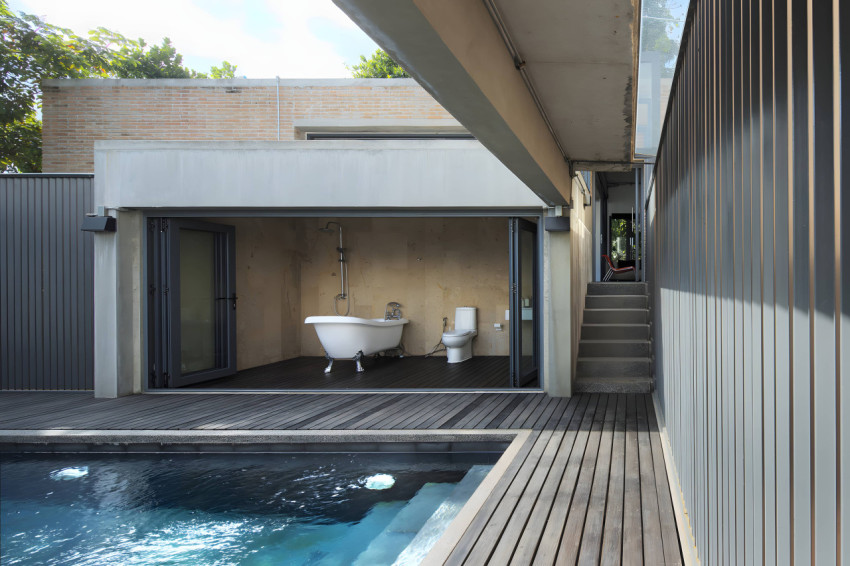 Elegant Bathroom Desktop Photo for Workspaces