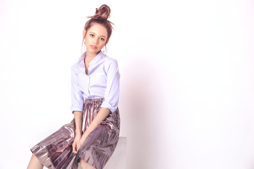Jenna Ortega Desktop Background Ultra HD