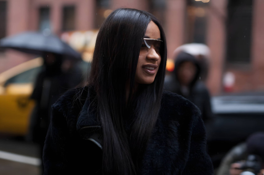 Cardi B Desktop Wallpaper HD
