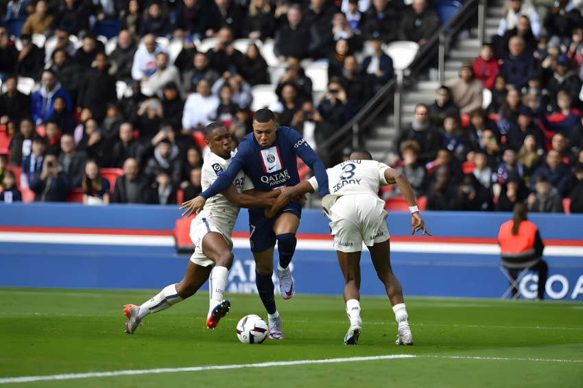 4K Kylian Mbappé Desktop Picture for Download