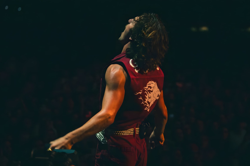 Best Benson Boone Desktop Wallpaper for Computer