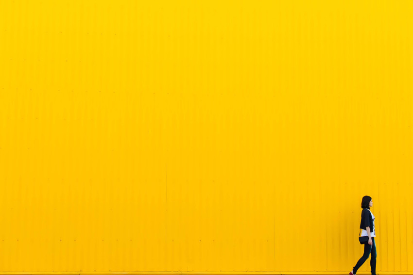 Stunning Colorful Yellow Background Desktop Wallpaper for Your Screen 4K