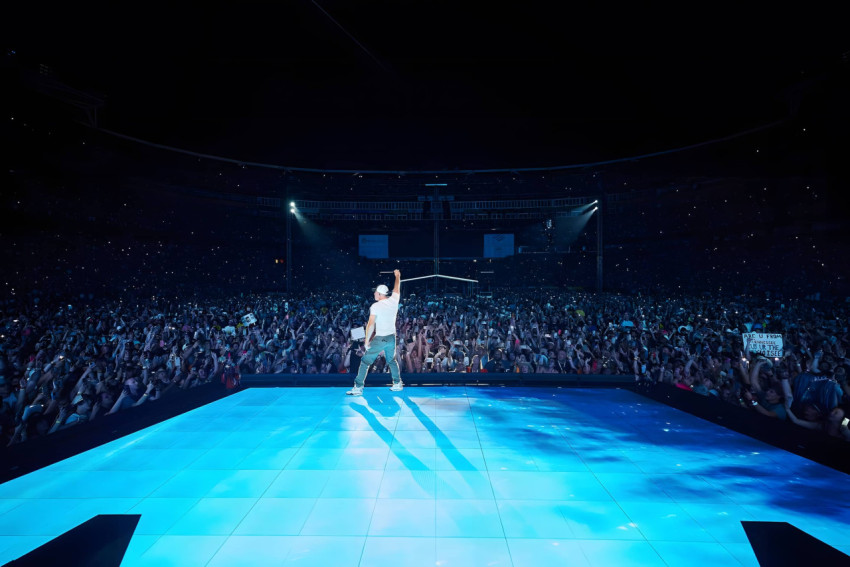 Download Stunning Morgan Wallen Desktop Photos Now