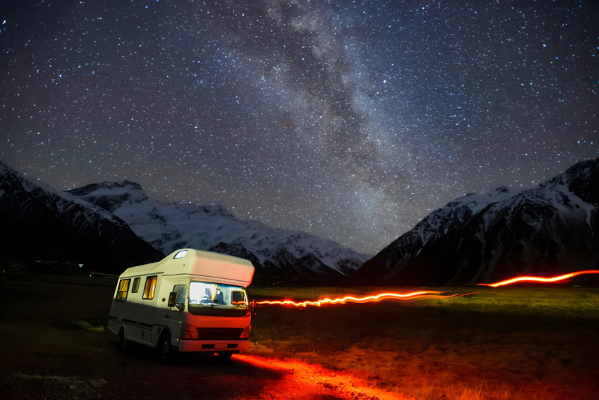 Night Br Bad Van Mountain View 4K Pic Use to Lock Screen