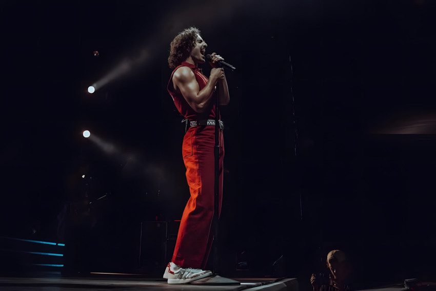 Get Stunning Benson Boone Windows Wallpaper 4K