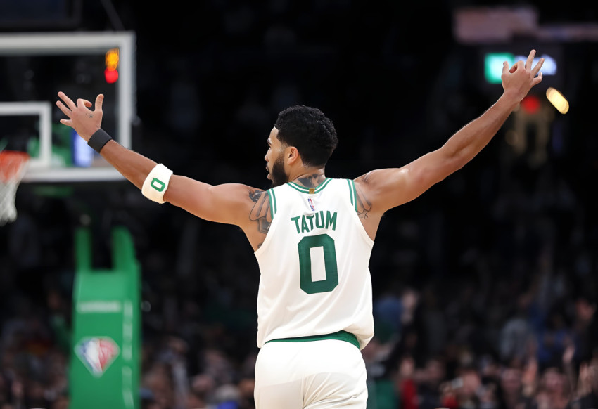 Jayson Tatum Mid Game Wallpaper HD