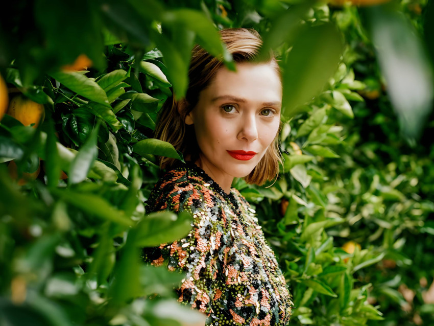 Elizabeth Olsen desktop photo gallery 4K