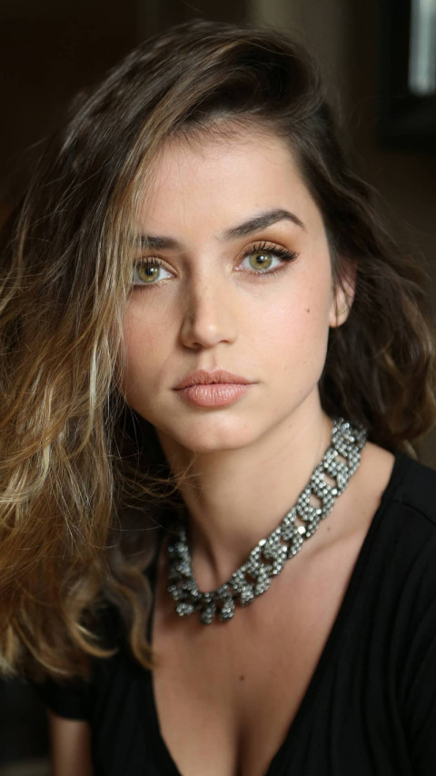 Stunning Ana de Armas Photo for Your Phone