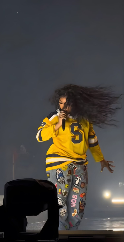 4K SZA Wallpaper for Your Screen Now