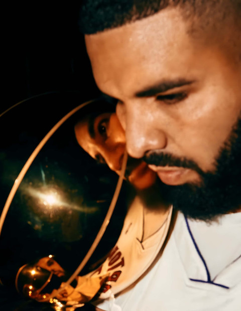 Epic Drake Photo for Your Gallery
