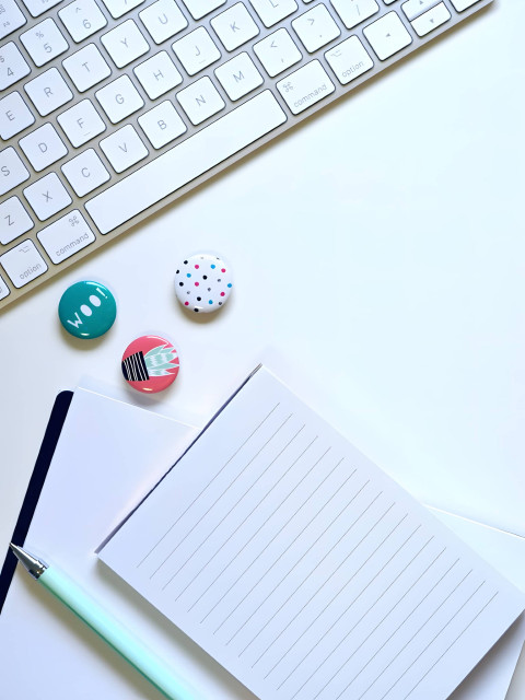 White Background Note Book Wallpaper