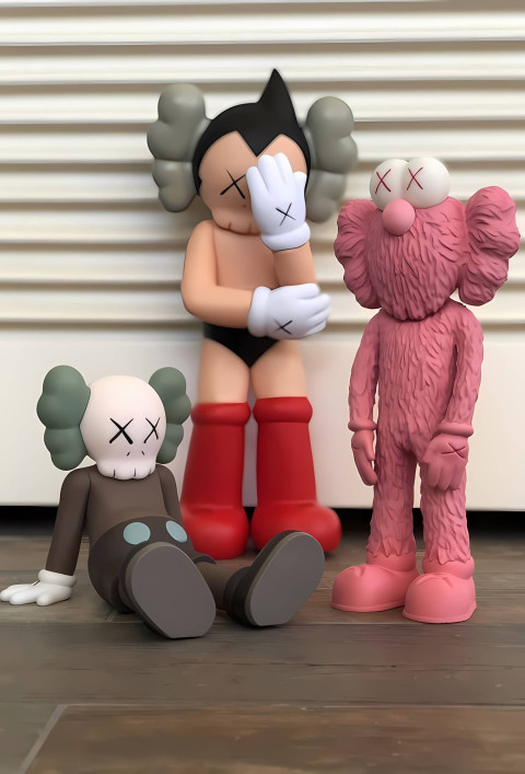 4K KAWS Wallpaper for Your Mobile Phone