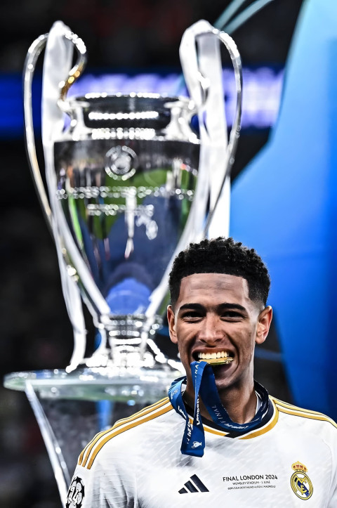 Jude Bellingham Cool Mobile Wallpaper