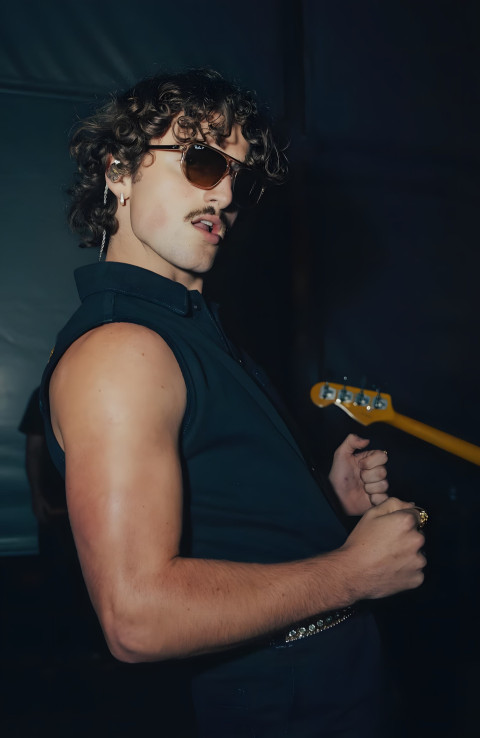 Amazing Benson Boone Wallpaper for iPhone User