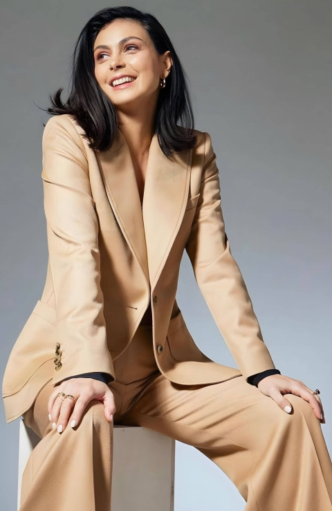 Free Download Morena Baccarin High Resolution Wallpaper