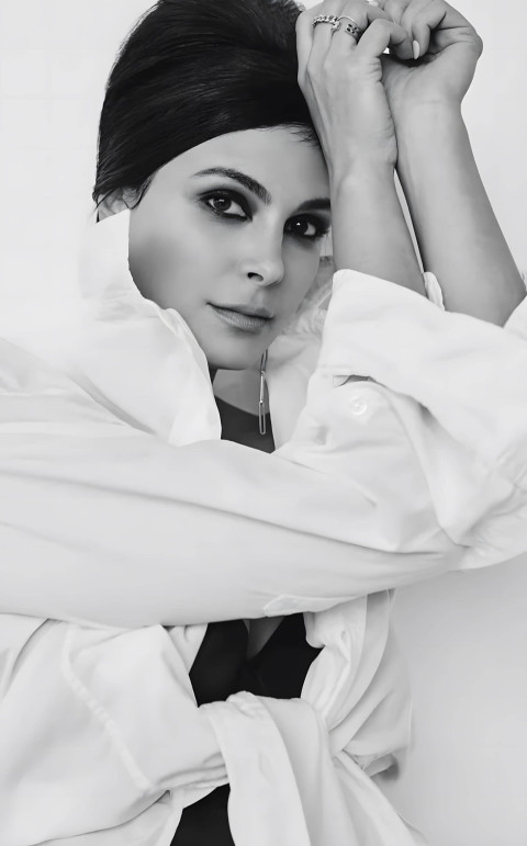 Morena Baccarin Beautiful Picture for Your Wallpaper 4K