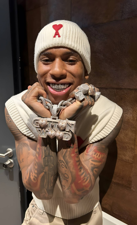 Fan Centered NLE Choppa Wallpaper for Mobile  4K