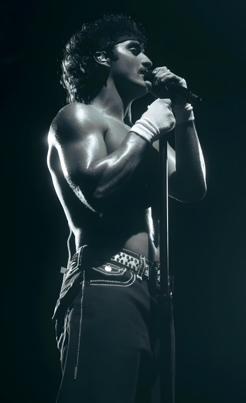 Amazing Benson Boone Background for iPhone