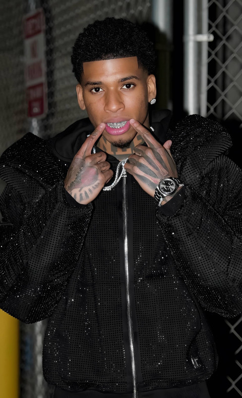 Stunning NLE Choppa Mobile Photo in 4K