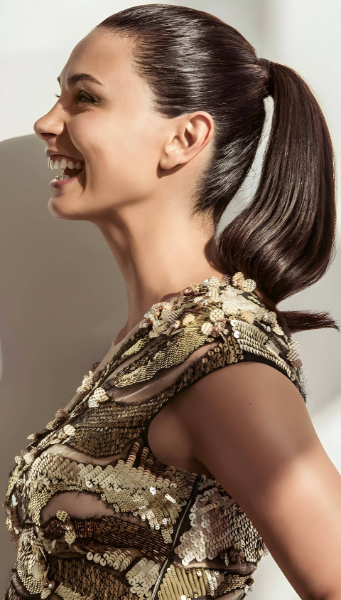 Morena Baccarin Image for Phone Background 4K