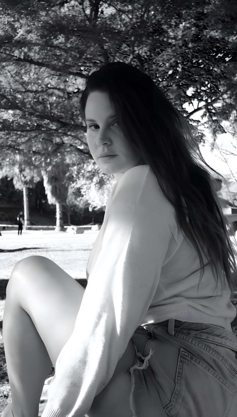 Unique Lana Del Rey 4K Photo for your MobilePhone