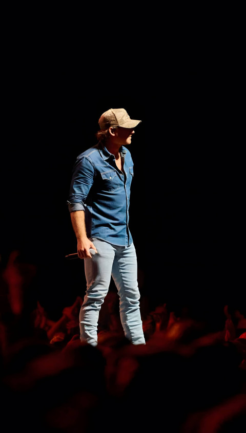 Gorgeous Morgan Wallen Photo for Phone Wallpaper