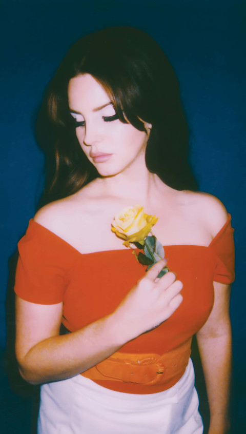 Beautiful Lana Del Rey 4K Image for Your Phone