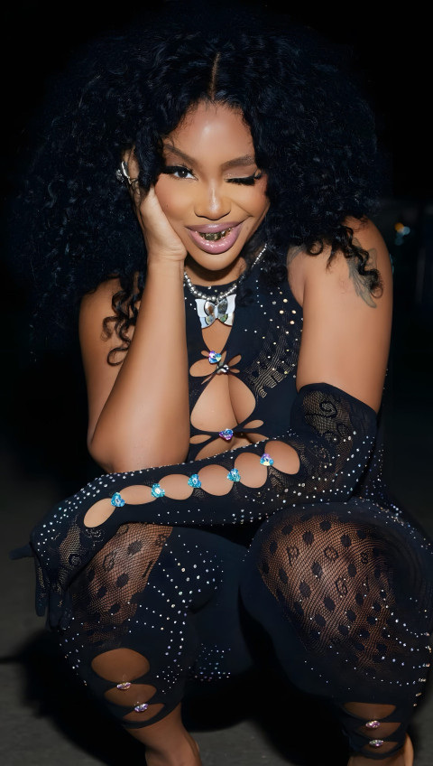 Fresh SZA Wallpaper to Enhance Your Screen