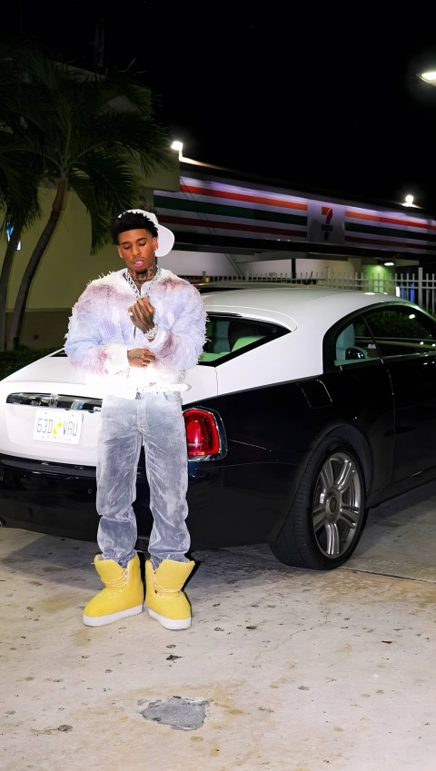 Top Notch NLE Choppa Mobile Background