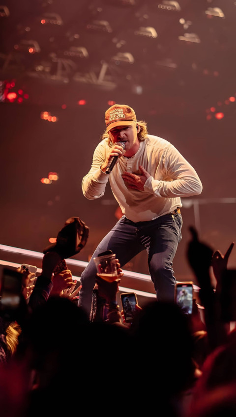 Stunning Morgan Wallen Wallpaper for Android Phone