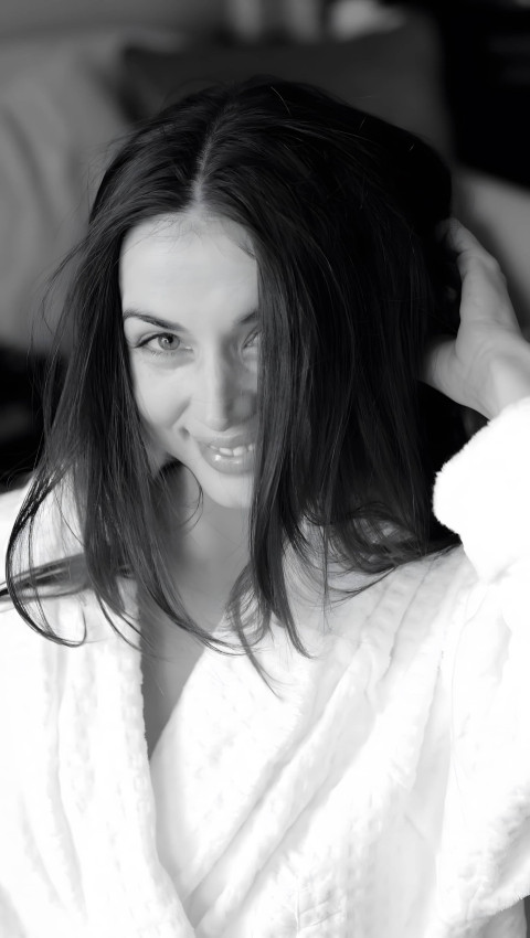 Gorgeous Ana de Armas  Wallpaper for Phone Screen